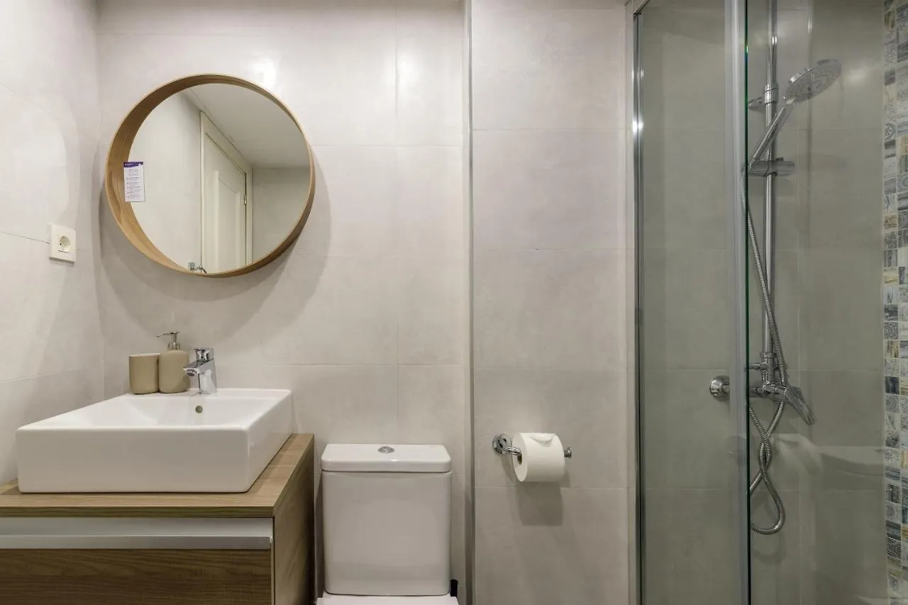 Caleta Homes - Apartamentos Pompidou Malaga Apartment
