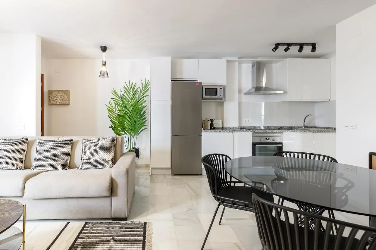 Caleta Homes - Apartamentos Pompidou Malaga Spain